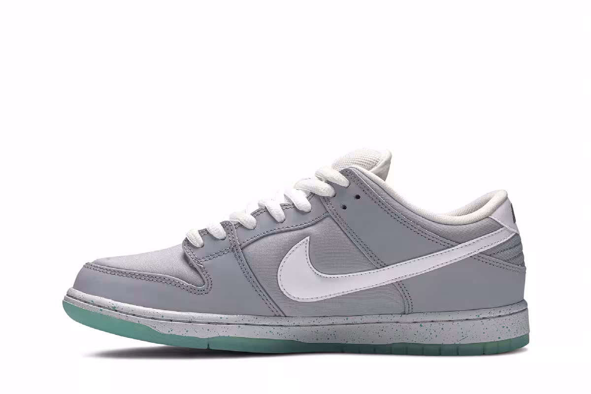 Nike SB Dunk Low Marty McFly, view 4