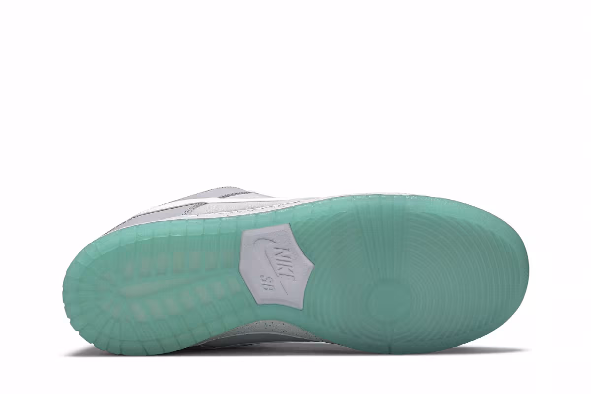 Nike SB Dunk Low Marty McFly, view 5