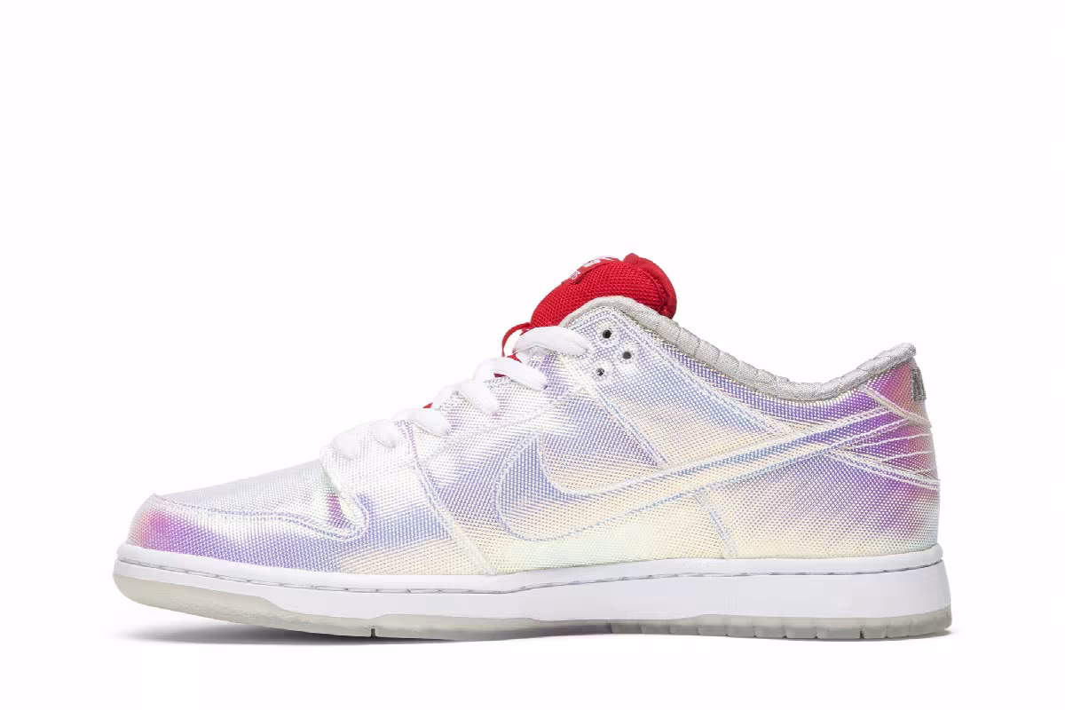 Concepts x Nike Dunk Low Pro SB Holy Grail, view 4