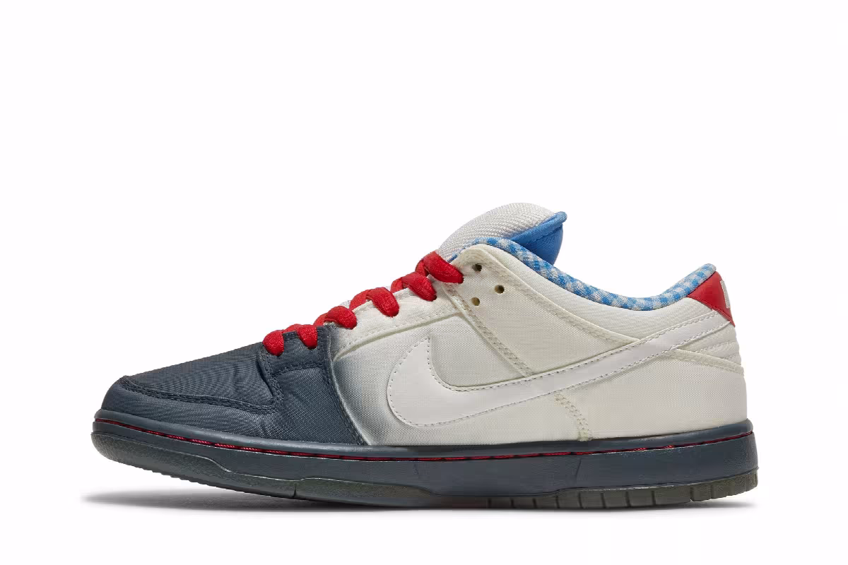 Nike Dunk Low Premium SB Dorothy, Wizard of Oz, view 4