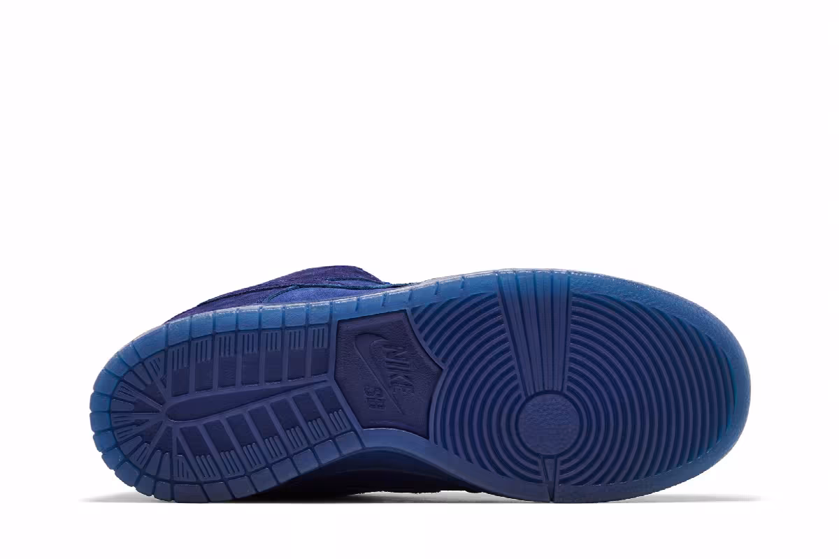 Nike Dunk Low Premium SB Once In A Blue Moon, view 5