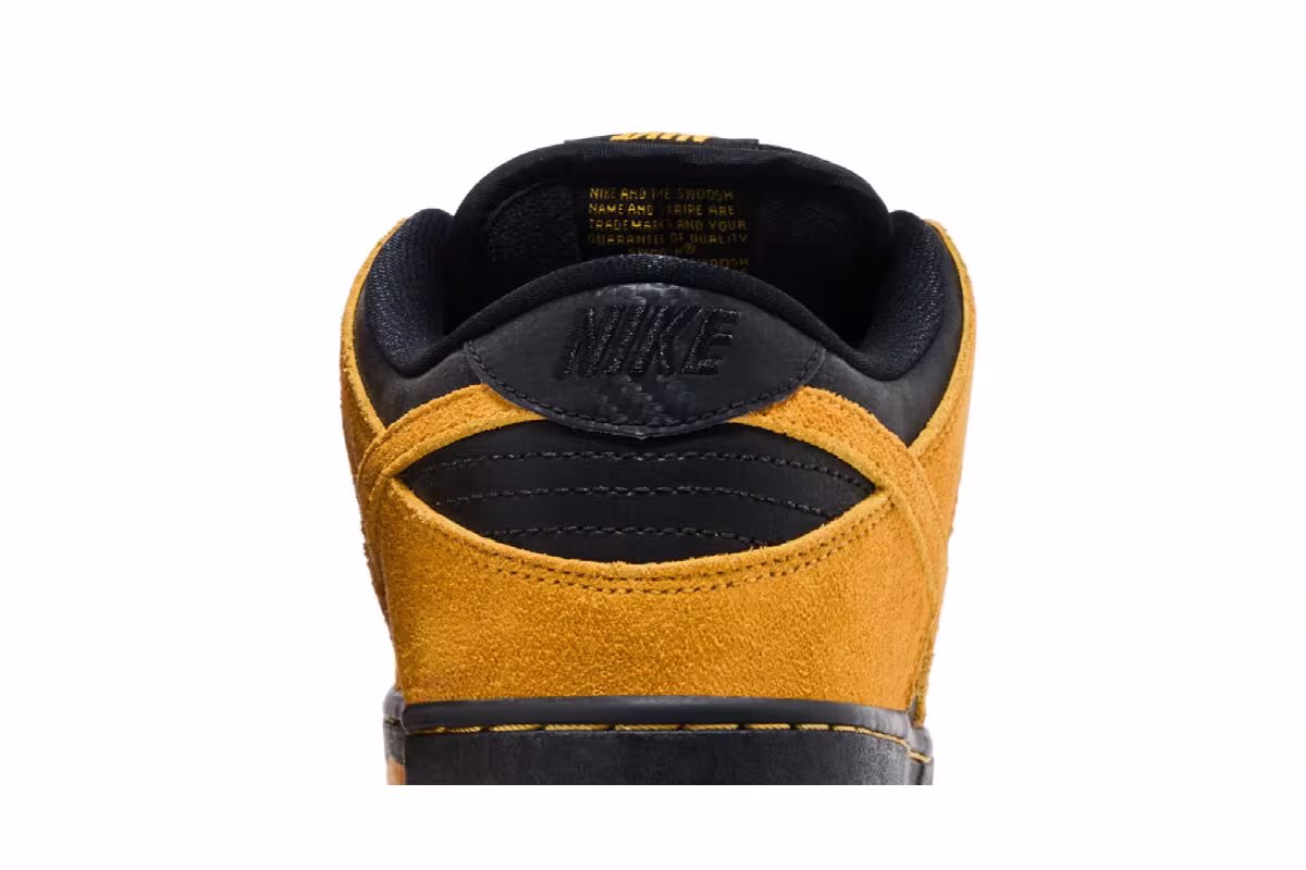 Nike SB Dunk Low Pro Iowa, view 8
