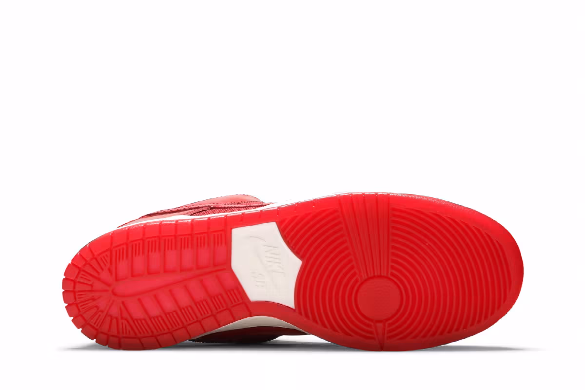 Nike Dunk Low Pro SB Red Patent Leather, view 5
