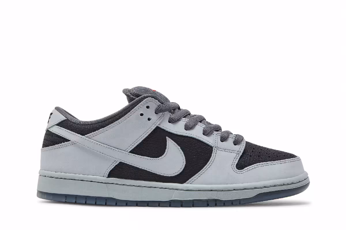 Atlas x Nike Dunk Low Premium SB Wolf Grey, view 2