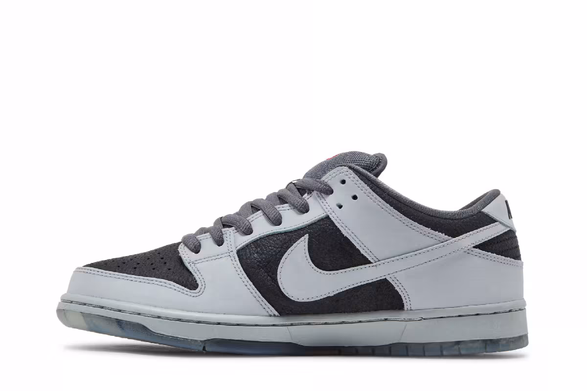 Atlas x Nike Dunk Low Premium SB Wolf Grey, view 4