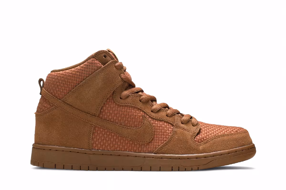 Nike Dunk High Premium SB Ale Brown, view 2