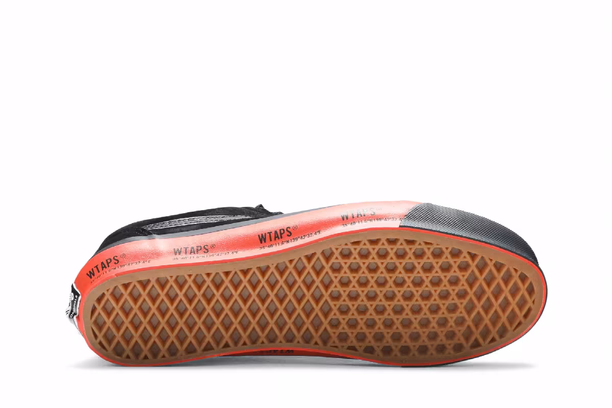 WTAPS x Vans Old Skool LX Black Orange, view 5