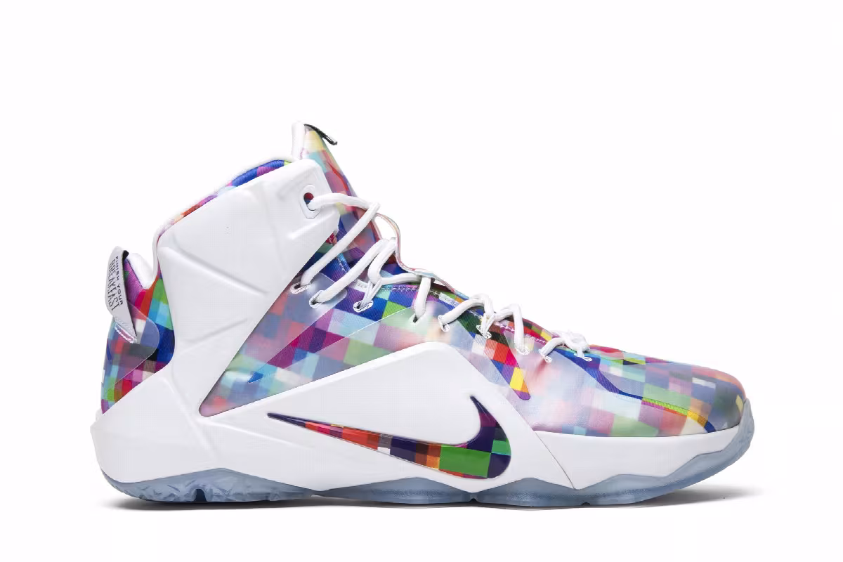 Nike LeBron 12 EXT Prism, view 2