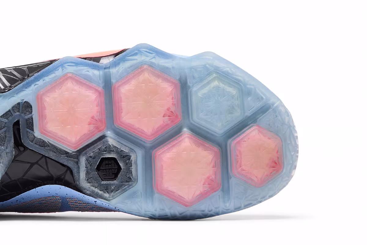 Nike LeBron 12 Easter, view 6