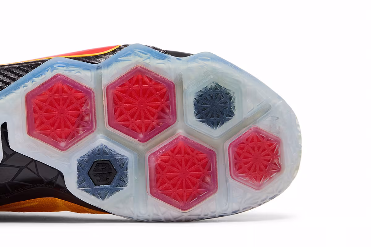 Nike LeBron 12 CLE, view 6