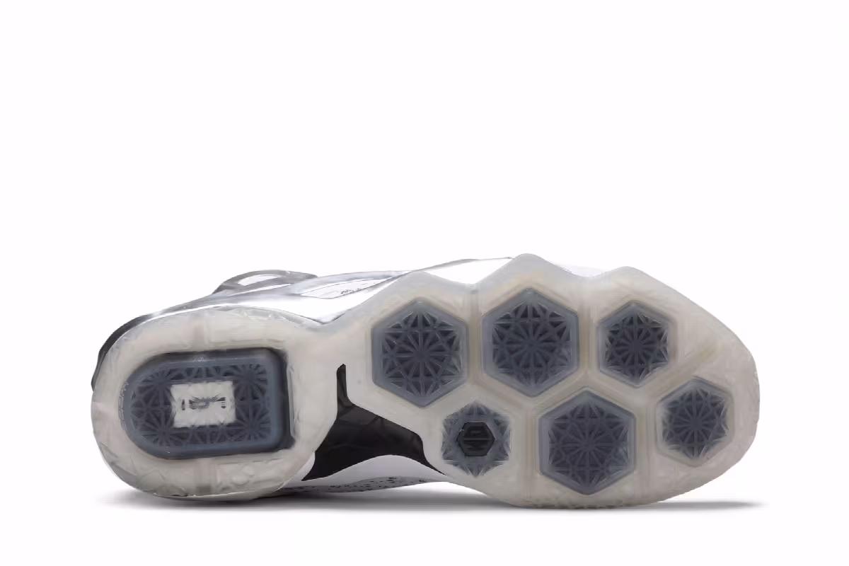 Pigalle x NikeLab LeBron 12 Elite Pigalle, view 5