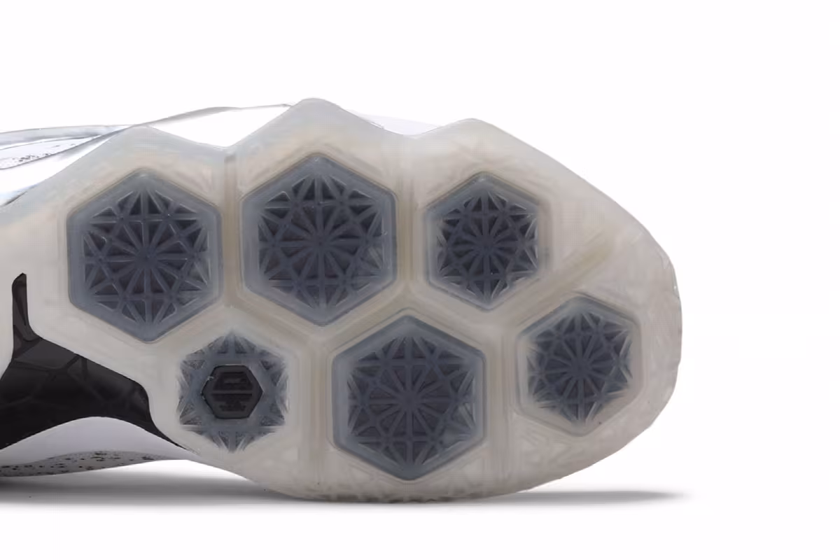 Pigalle x NikeLab LeBron 12 Elite Pigalle, view 6