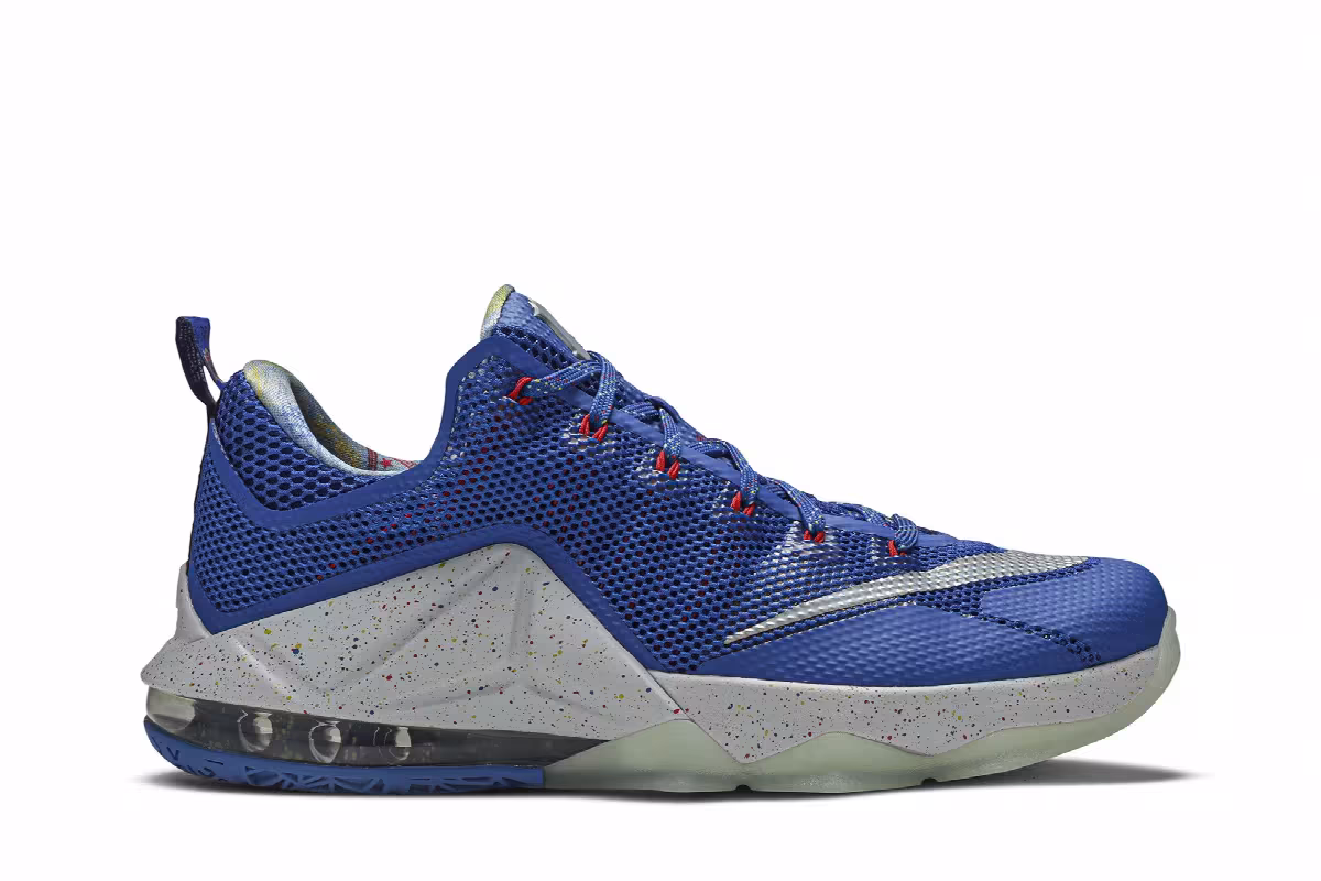 Nike LeBron 12 Low Rise, view 2