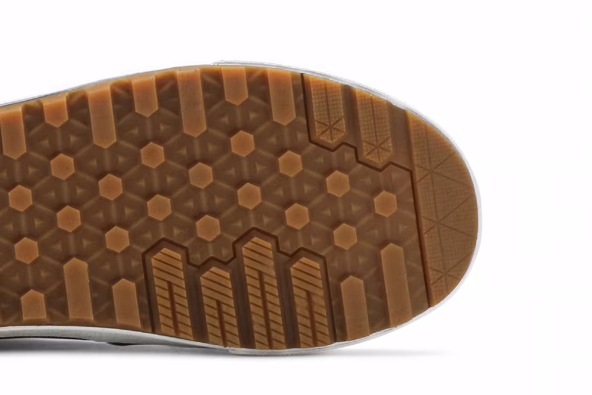 Vans The Simpsons x Sk8-Hi MTE 2.0 DX Mr. Plow, view 6