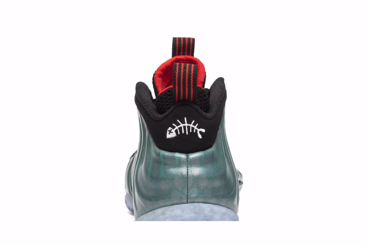 Nike Air Foamposite One PRM Gone Fishing, view 8
