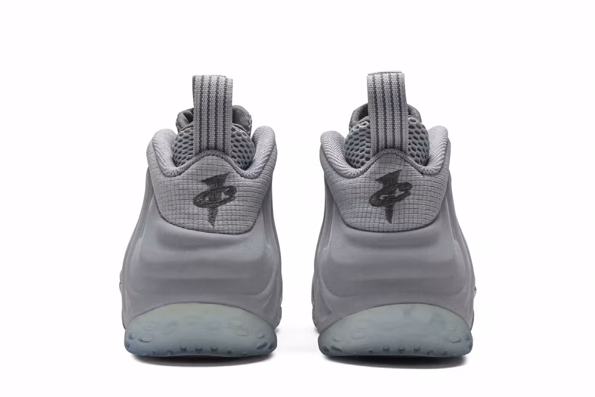 Nike Air Foamposite One PRM Wolf Grey, view 7