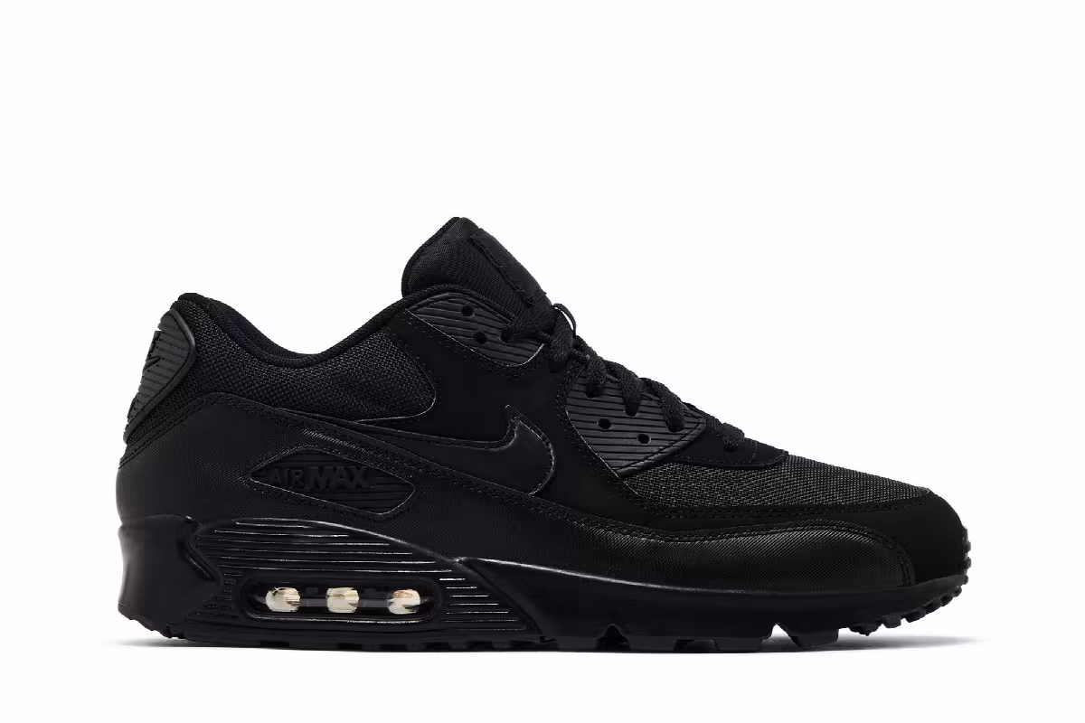 Nike Air Max 90 Essential Triple Black, view 2