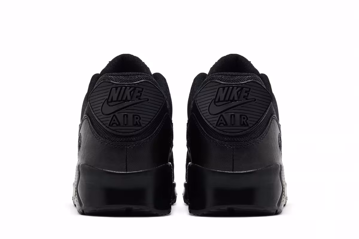 Nike Air Max 90 Essential Triple Black, view 7