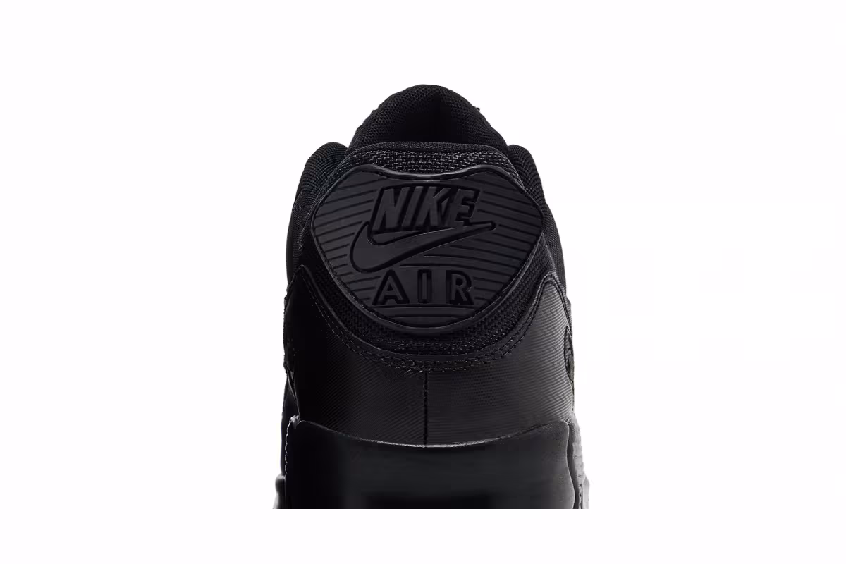 Nike Air Max 90 Essential Triple Black, view 8