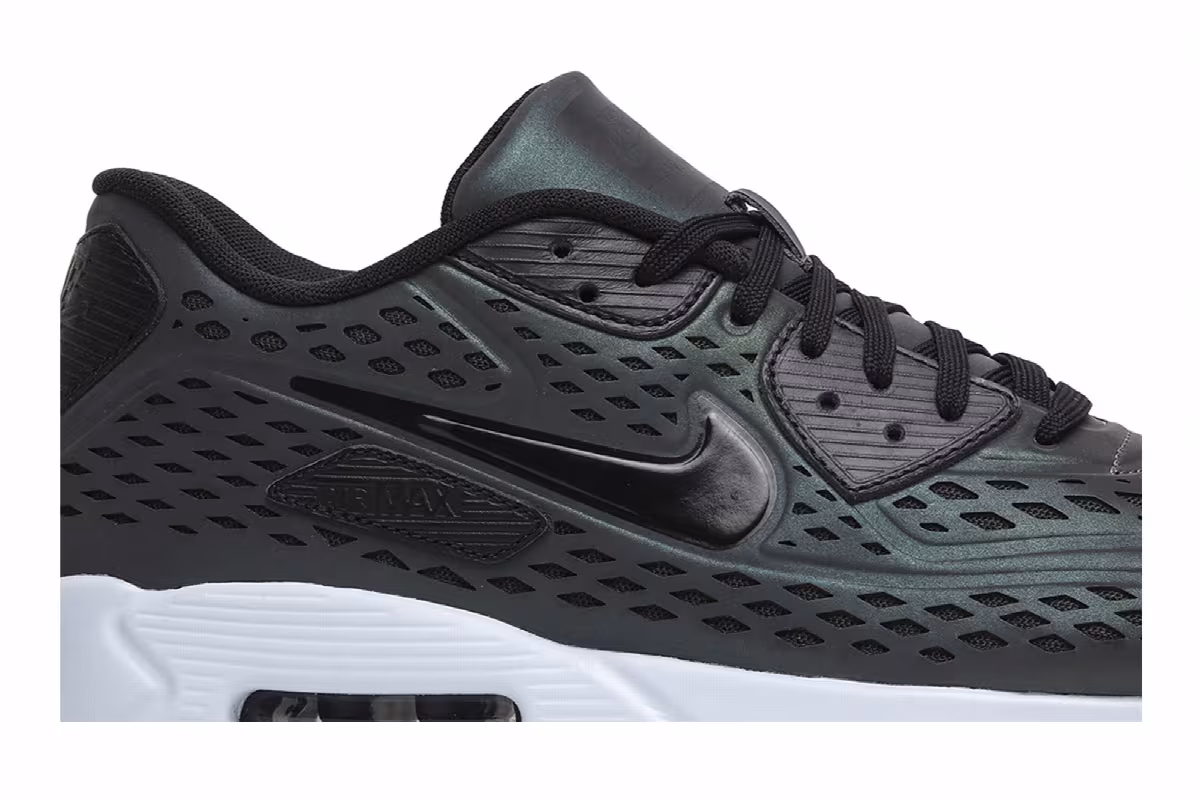 Nike Air Max 90 Ultra Moire Iridescent, view 3
