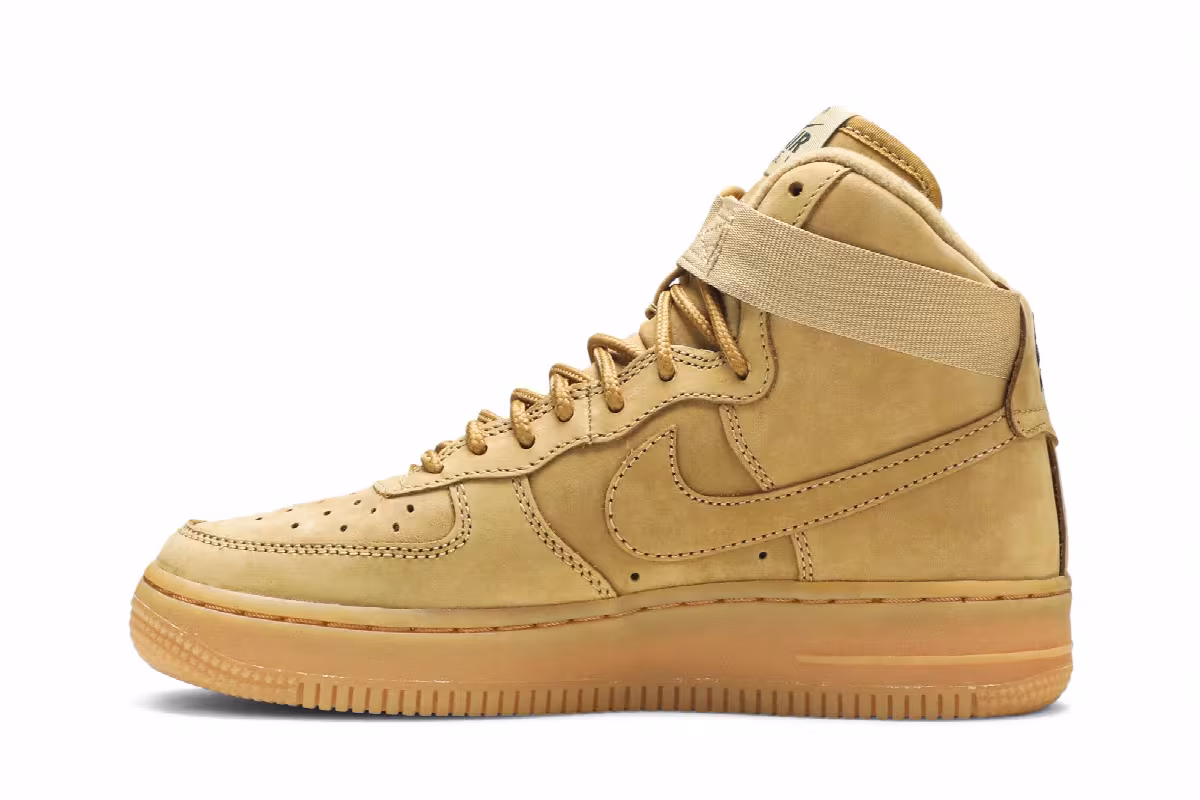 Nike Air Force 1 High LV8 GS Flax, view 4