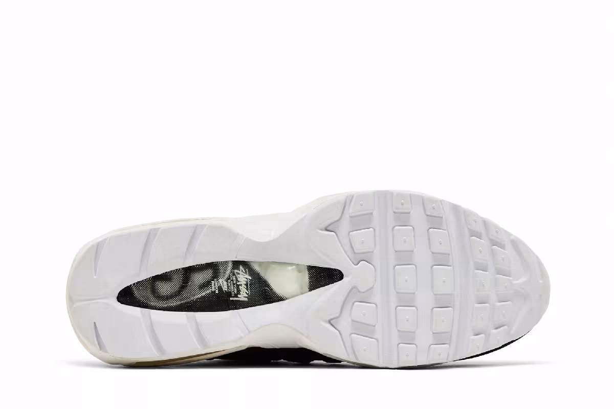Stussy x Nike Air Max 95 Black, view 5