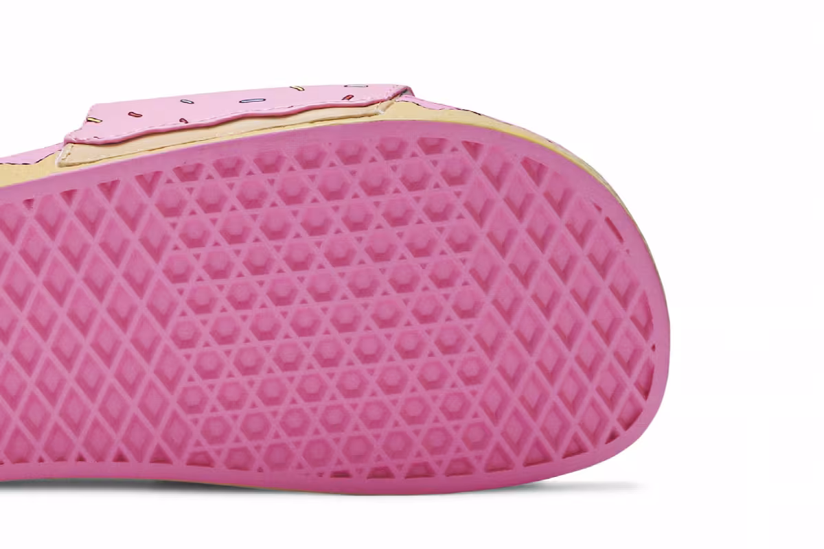 The Simpsons x Vans Slide-On Pink D'ohnut, view 6
