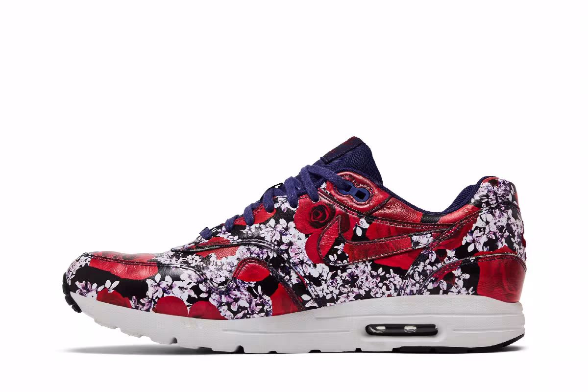 Nike Women's Air Max 1 Ultra London, view 4