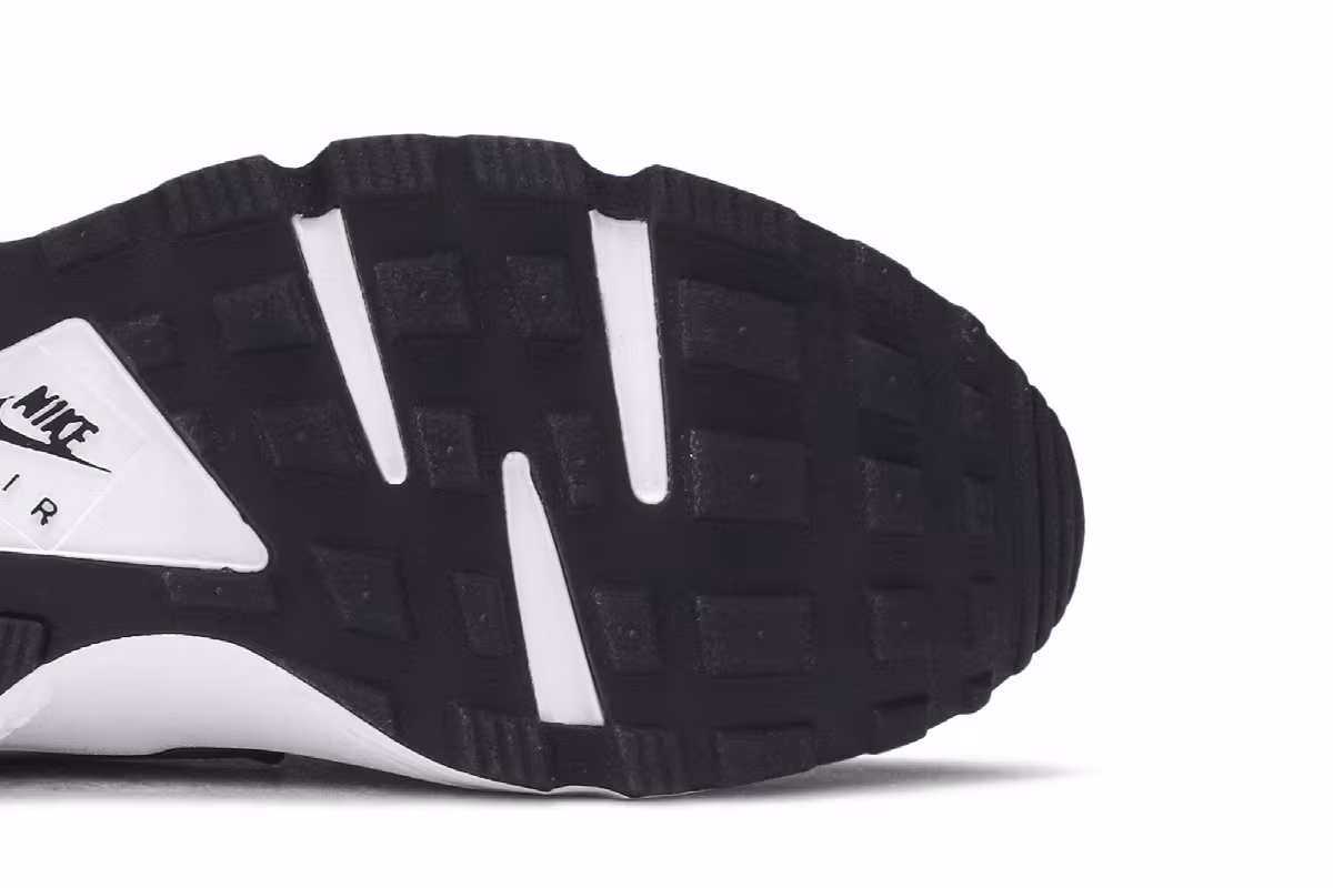 Nike Women's Air Huarache Run Black White, view 6