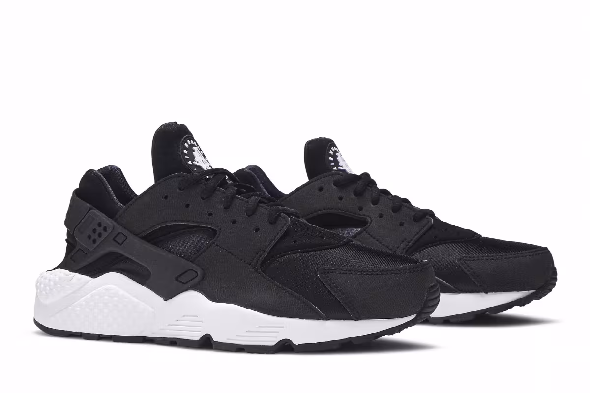 Nike Women's Air Huarache Run Black White, view 9