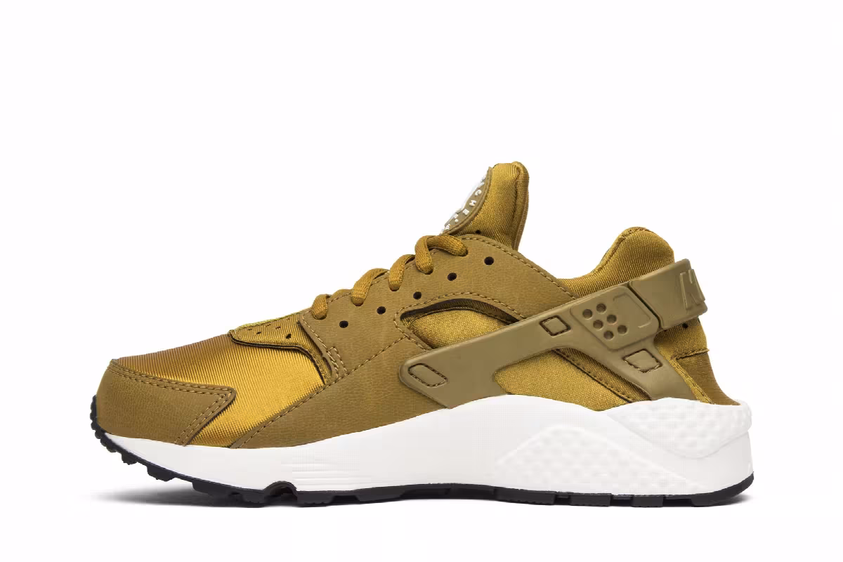 Nike Women's Air Huarache Run bronzine, view 4