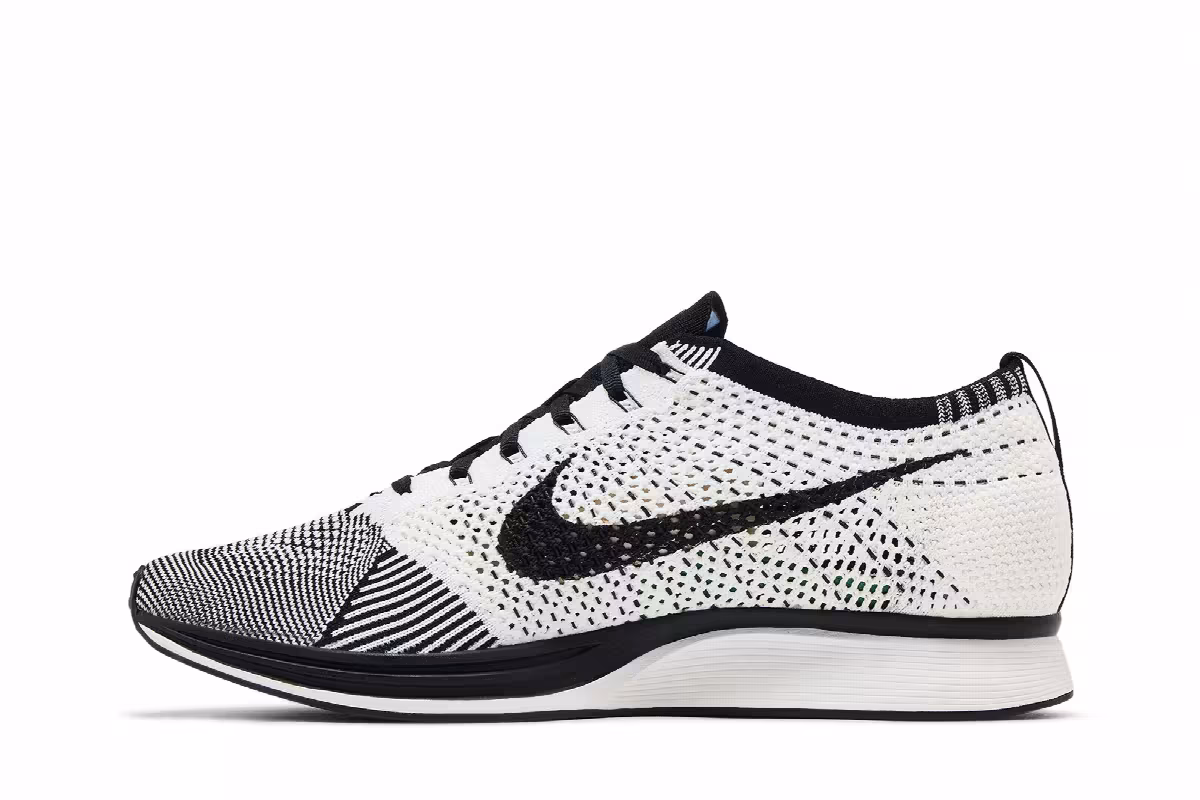 Nike Flyknit Racer Black White, view 4