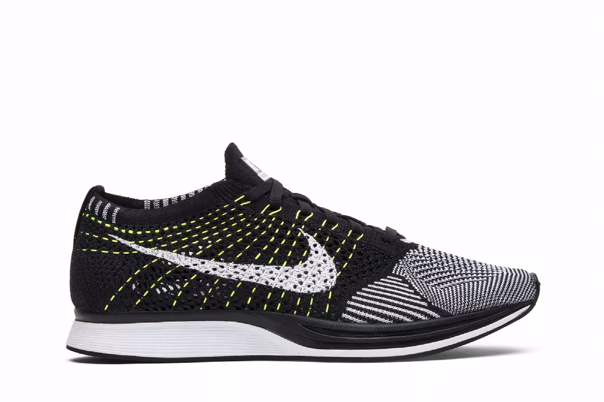 Nike Flyknit Racer Volt 2015, view 2