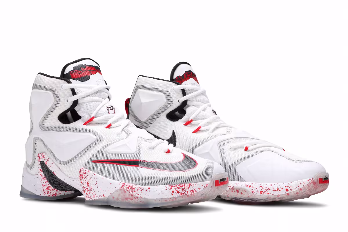 Nike LeBron 13 Friday the 13th, view 9