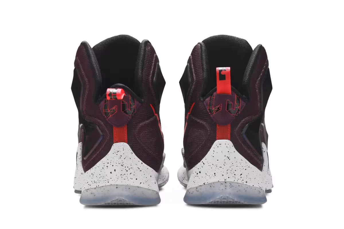 Nike LeBron 13 Mulberry, view 7