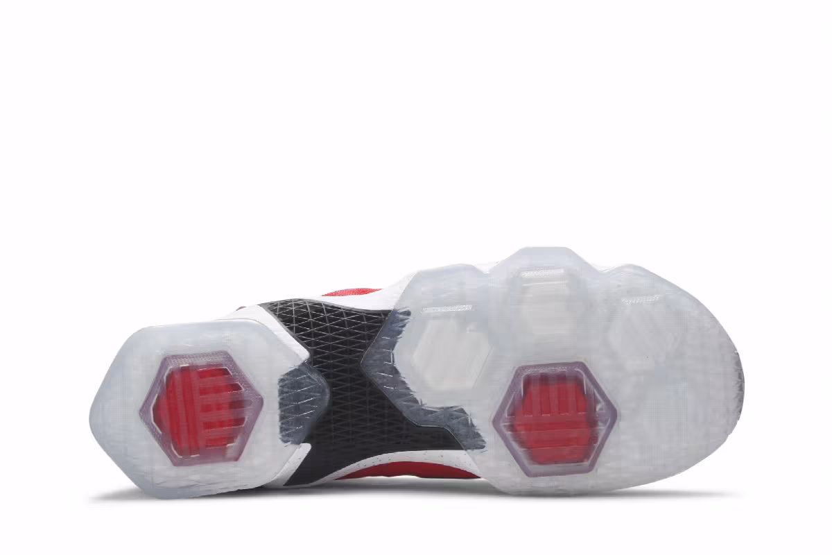 Nike LeBron 13 On Court, view 5