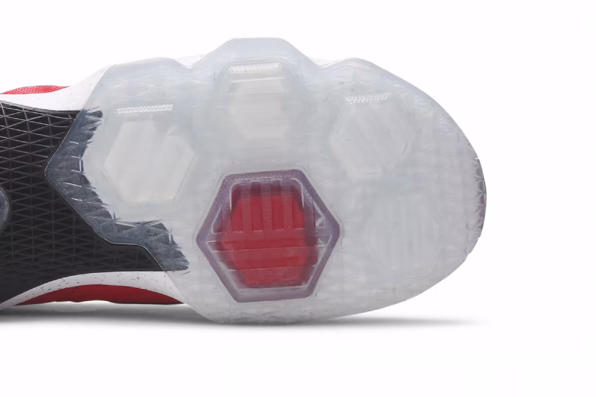 Nike LeBron 13 On Court, view 6