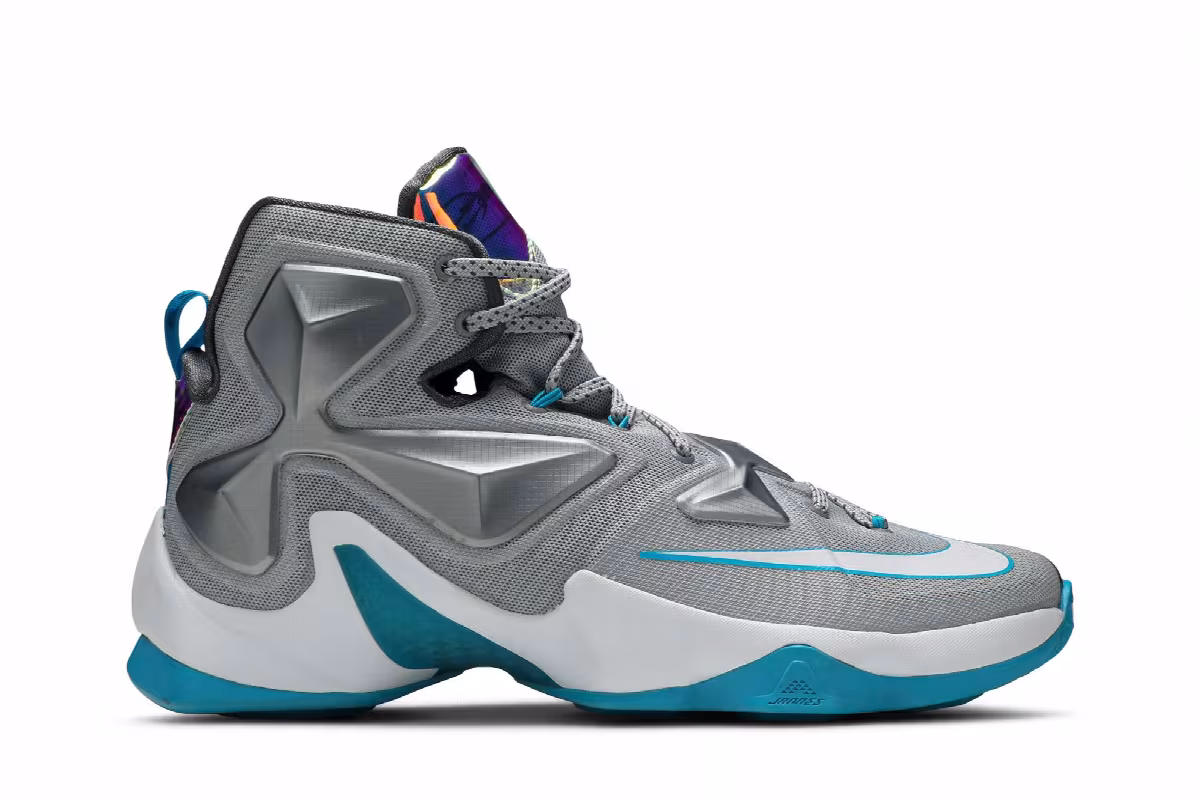 Nike LeBron 13 Hologram, view 2