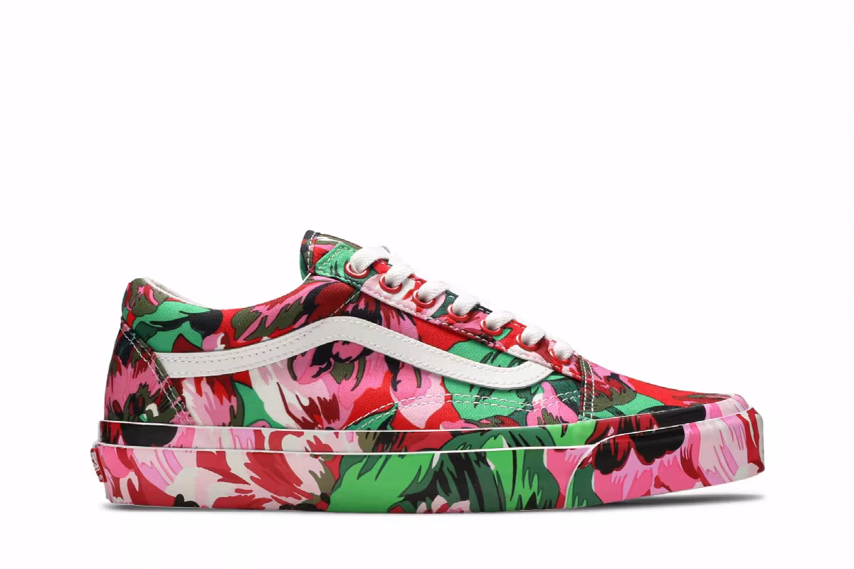 Kenzo x Vans OG Old Skool LX Floral Red, view 2