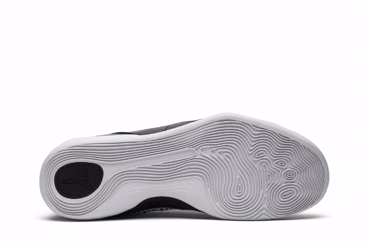 Nike Kobe 9 Elite Black History Month, view 5