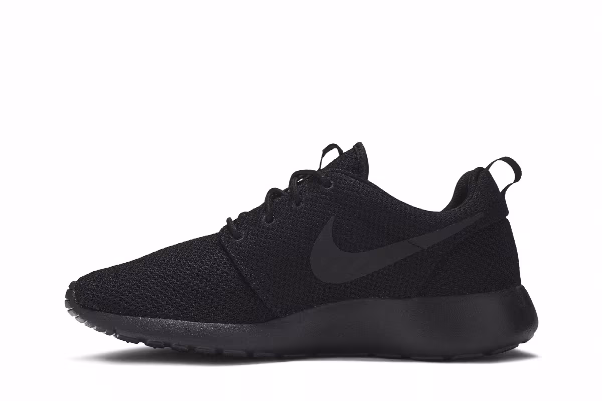 Nike Roshe Run Triple Black, view 4