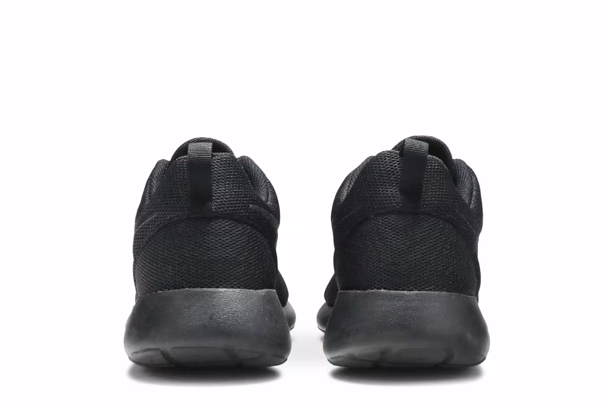 Nike Women's Roshe One Black, view 7