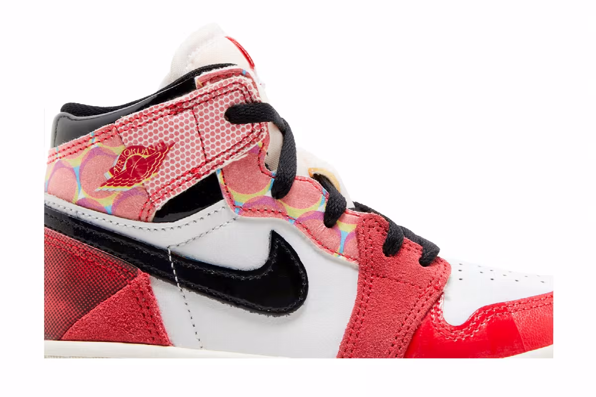 Marvel x Air Jordan 1 High OG TD Next Chapter, view 3