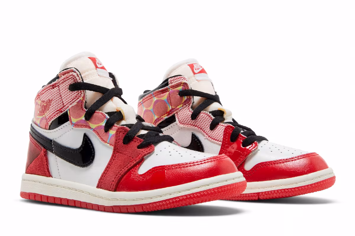 Marvel x Air Jordan 1 High OG TD Next Chapter, view 9