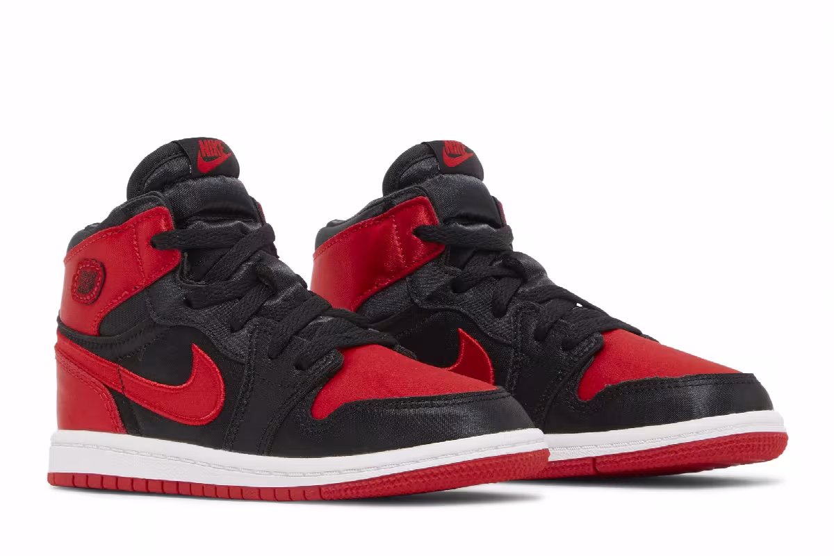 Air Jordan 1 High OG TD Satin Bred 2023, view 9