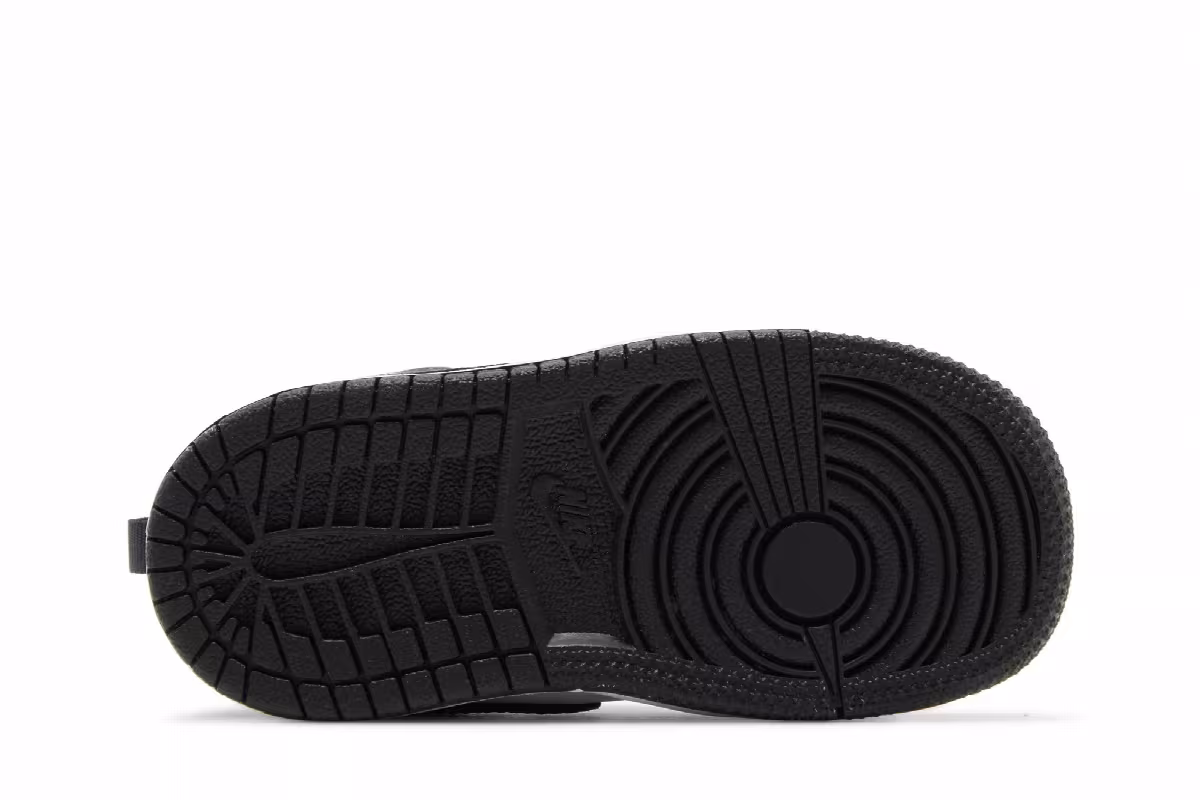 Air Jordan 1 Mid SE TD Panda Elephant, view 5