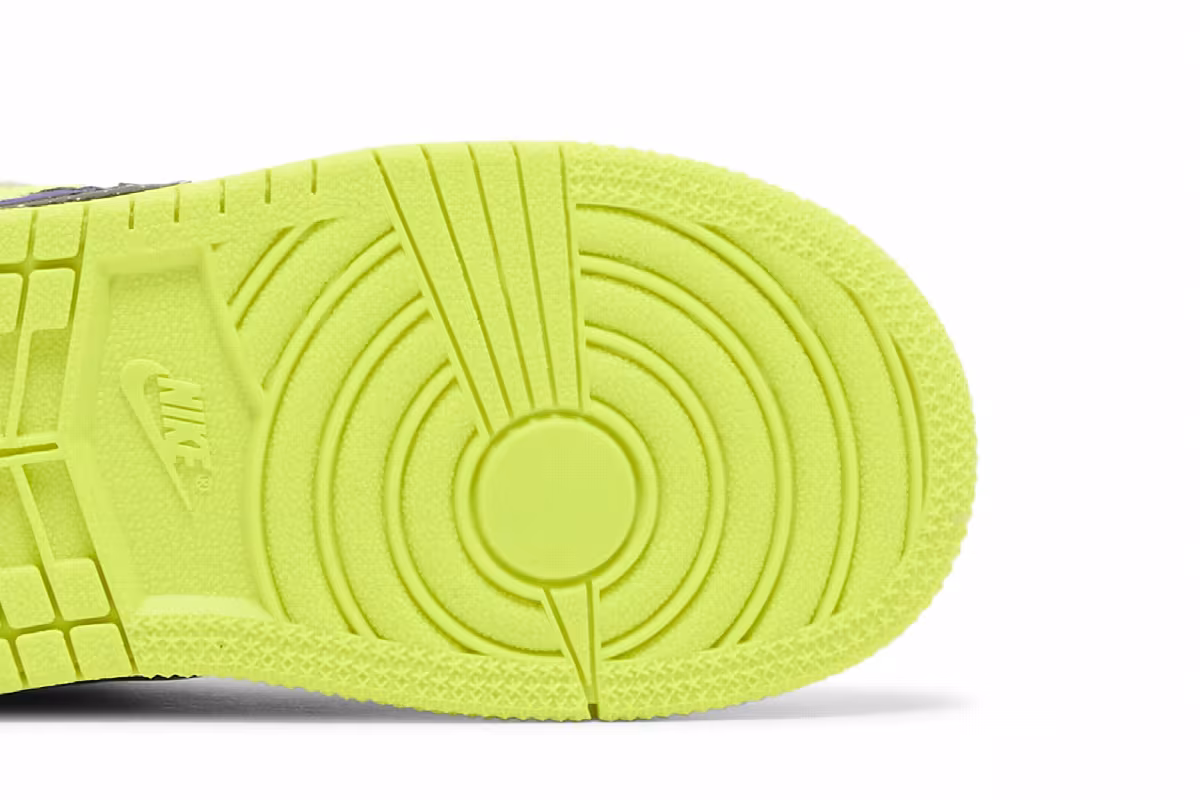 Air Jordan 1 Mid SE TD Volt Vivid Orange, view 6