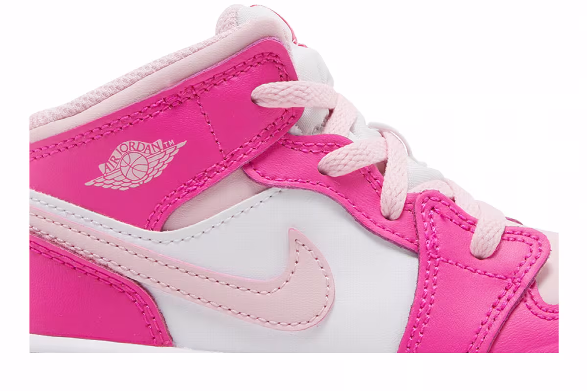 Air Jordan 1 Mid TD Fierce Pink, view 3