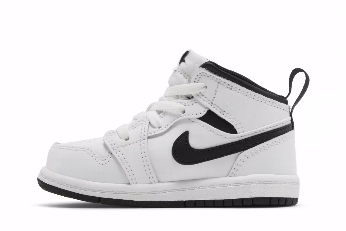 Air Jordan 1 Mid TD White Black, view 4