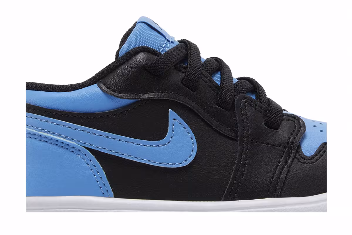 Air Jordan 1 Low ALT TD University Blue, view 3
